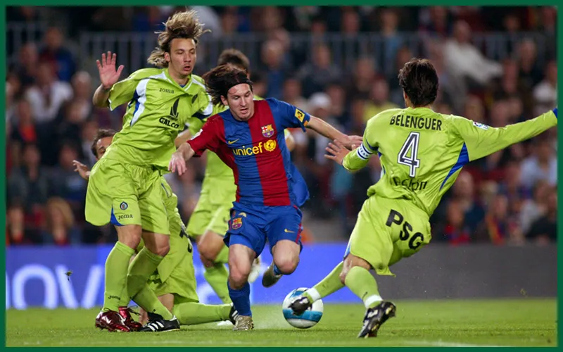 Lionel Messi thi đấu ở vị trí tiền đạo cánh phải hay nhất thế giới